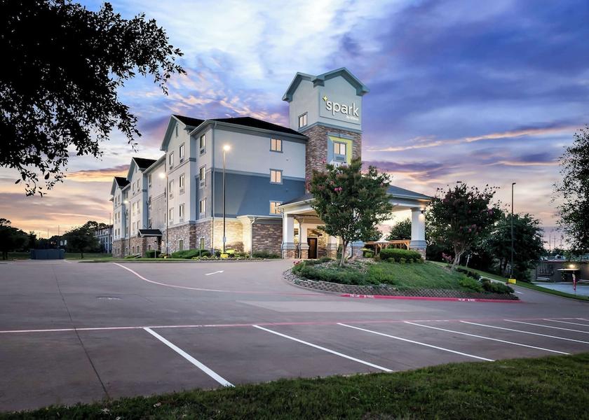 Texas Longview Exterior Detail