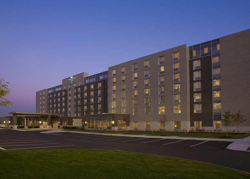Ontario Vaughan Hotel Exterior