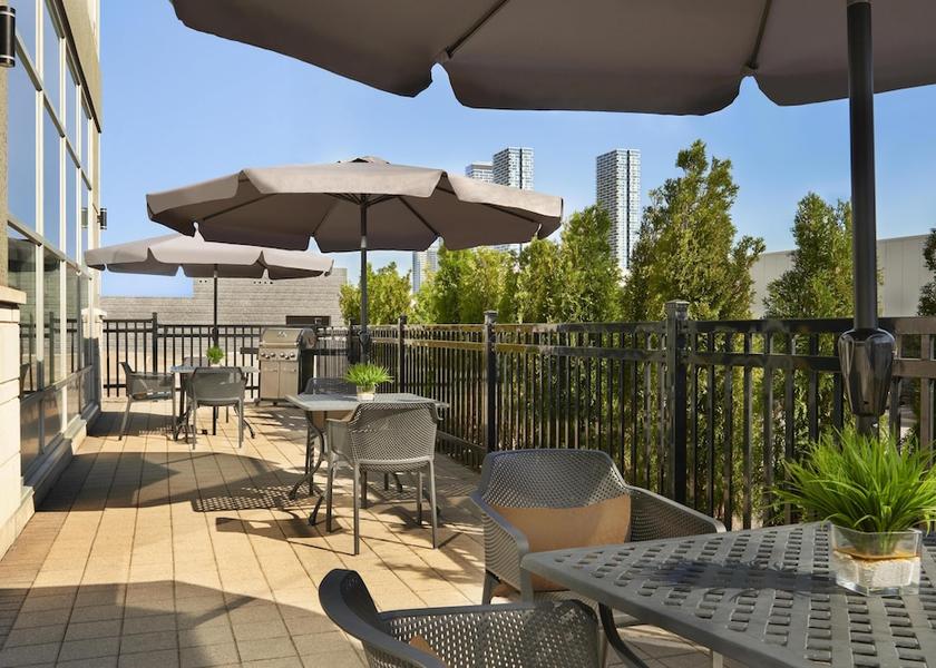 Ontario Vaughan Terrace/patio