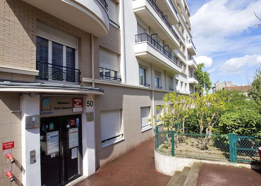 Île-de-France Nanterre Front of property