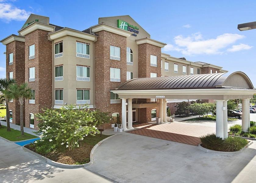 Louisiana Gonzales Exterior Detail