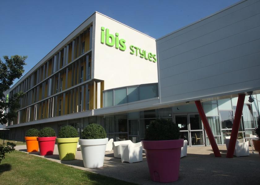 Pays de la Loire Reze Terrace