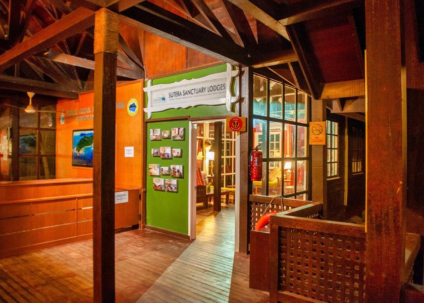 Sabah Manukan Island lobby
