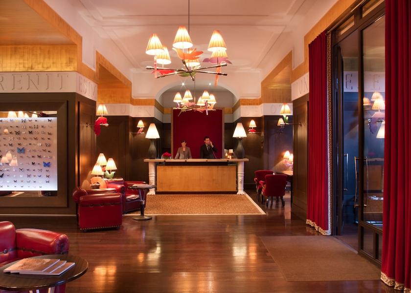 Canton of Geneva Bellevue Lobby