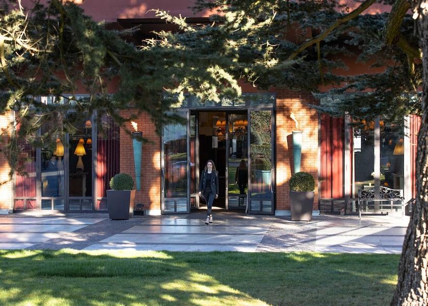 Canton of Geneva Bellevue Entrance