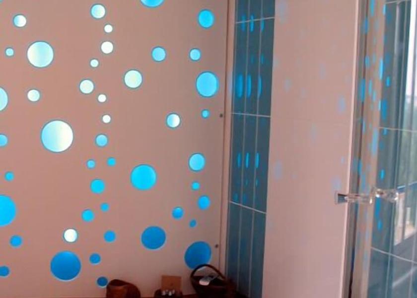 Nouvelle-Aquitaine Cognac Bathroom