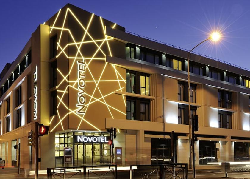 Provence-Alpes-Côte d'Azur Avignon Exterior