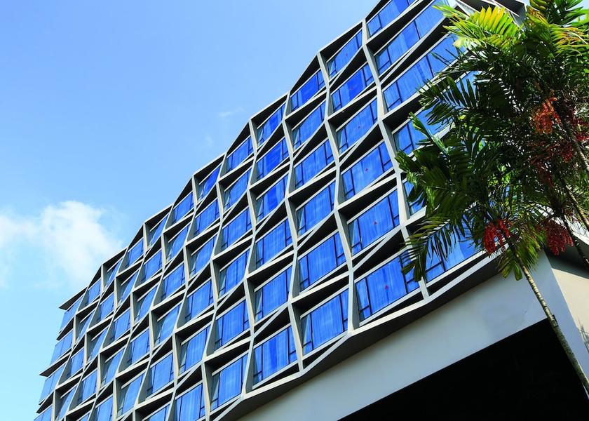  Singapore Exterior Detail