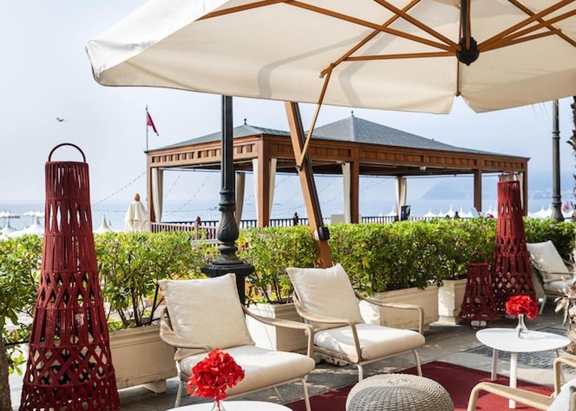 Liguria Alassio Outdoor dining