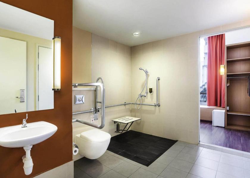  Singapore Standard Single Room with One Single Bed, Accessible