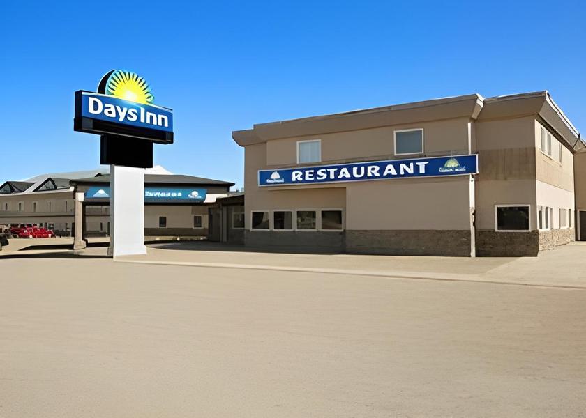 Alberta High Level Hotel Exterior