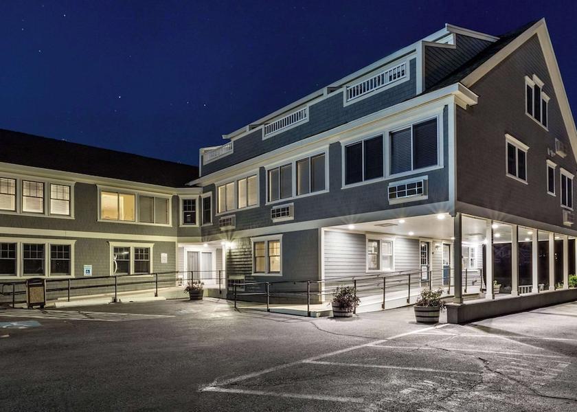 Massachusetts Dennis Port Exterior Detail