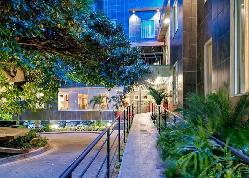 Alajuela Santa Ana Property Grounds