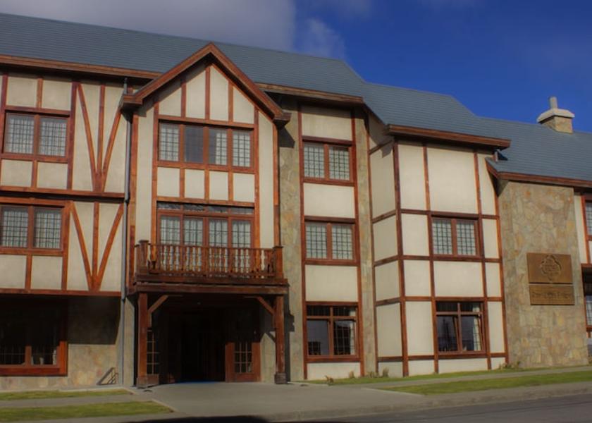 Magallanes Punta Arenas Facade