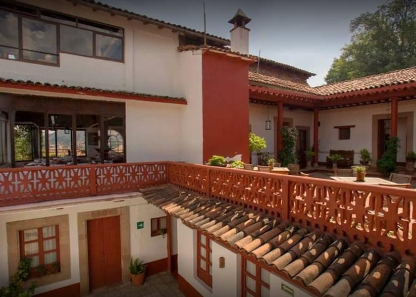 Michoacán Patzcuaro Courtyard