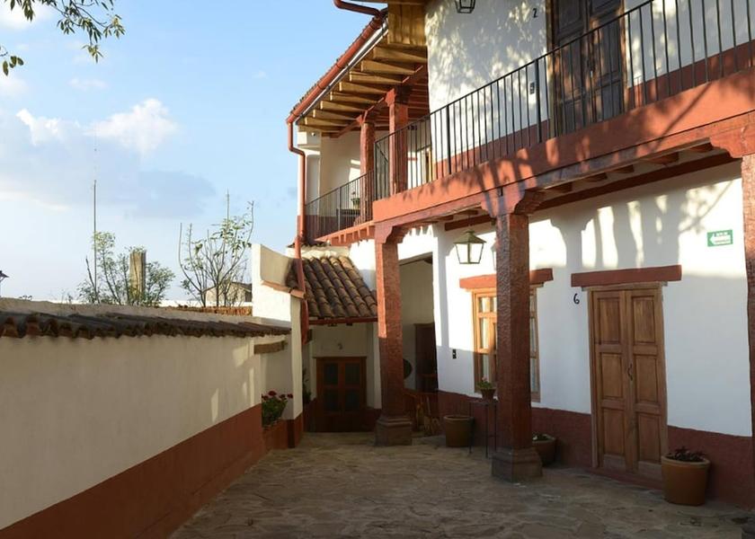 Michoacán Patzcuaro Interior Entrance