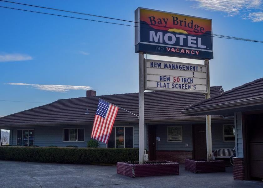 Oregon North Bend Facade