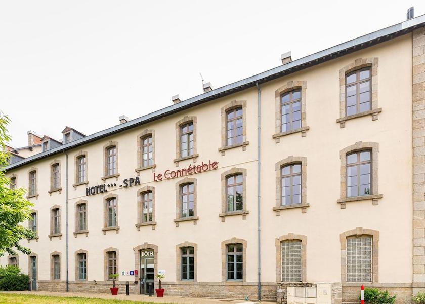 Brittany Dinan Facade