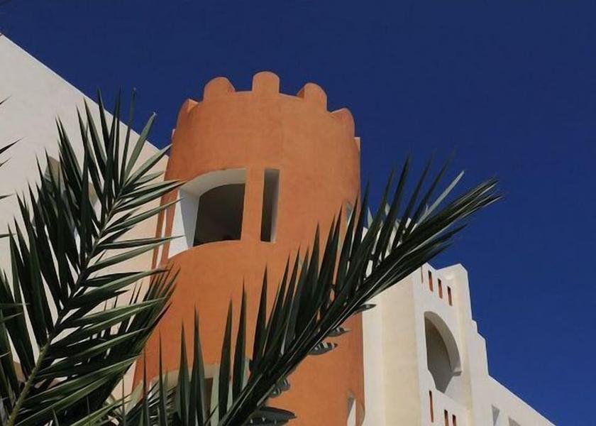  Midoun Exterior Detail