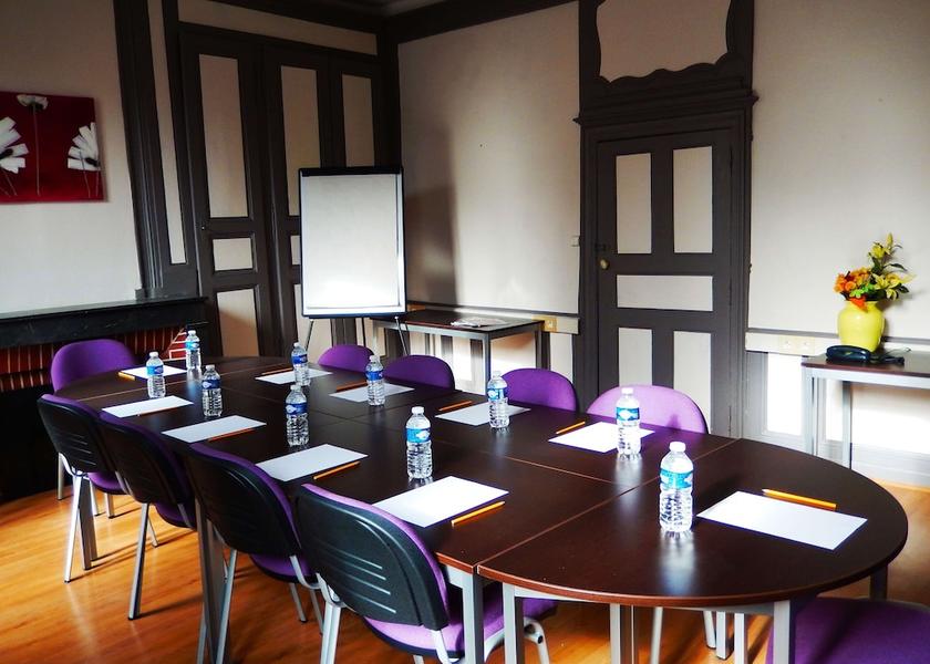 Bourgogne-Franche-Comté Chalon-sur-Saone Meeting Room