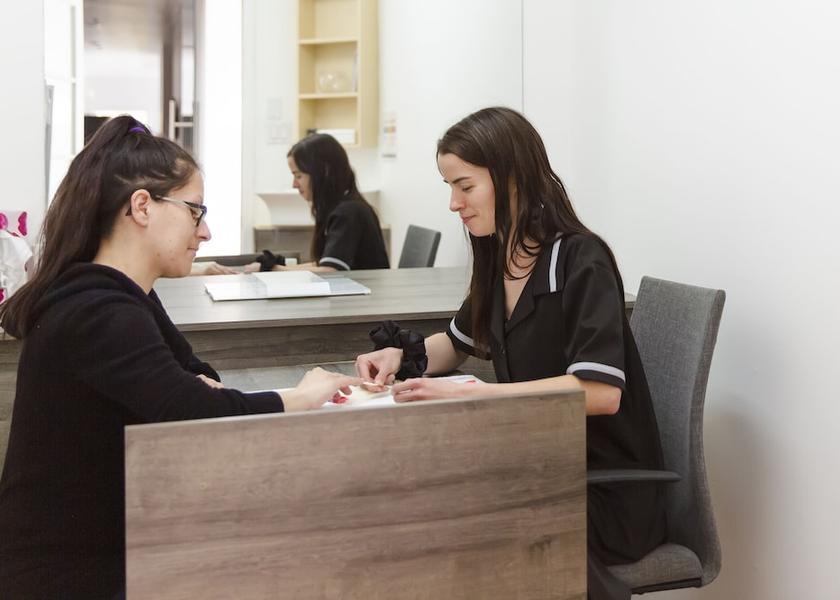 Quebec Montmagny Nail Salon