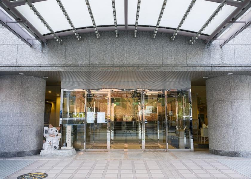 Osaka Suita Property entrance