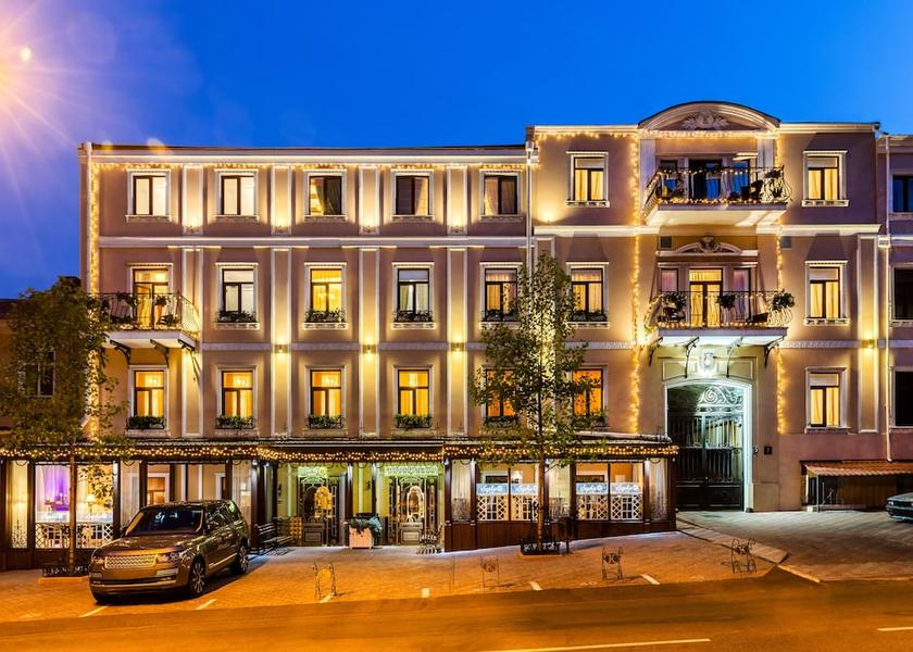 Missouri Odessa Facade