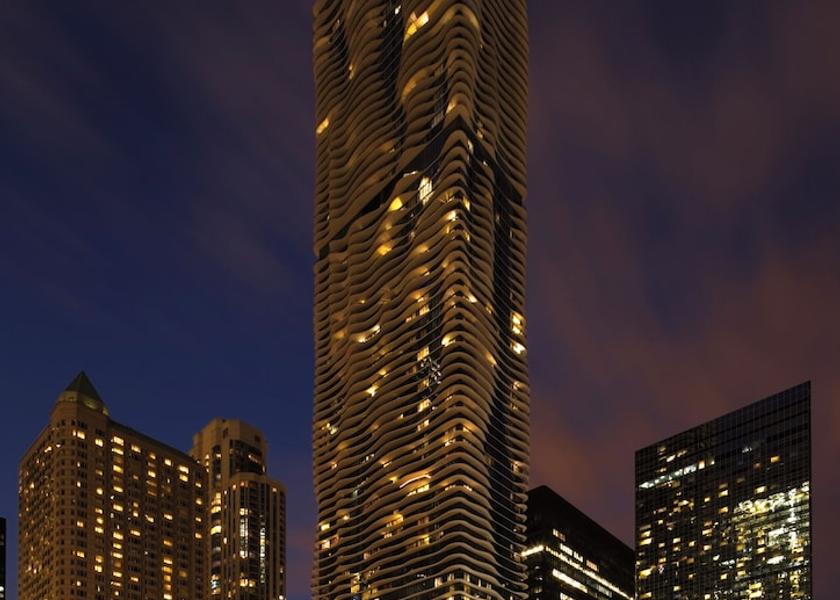 Illinois Chicago Exterior