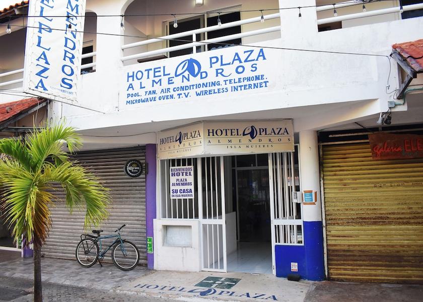 Quintana Roo Isla Mujeres Front of property