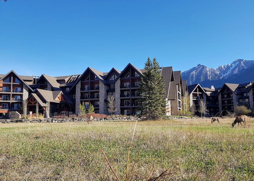 Alberta Canmore Facade