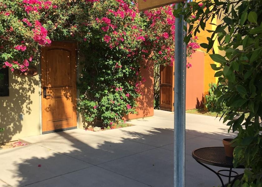 California Palm Springs Entrance