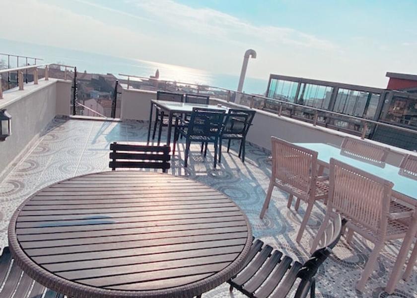  Istanbul Terrace