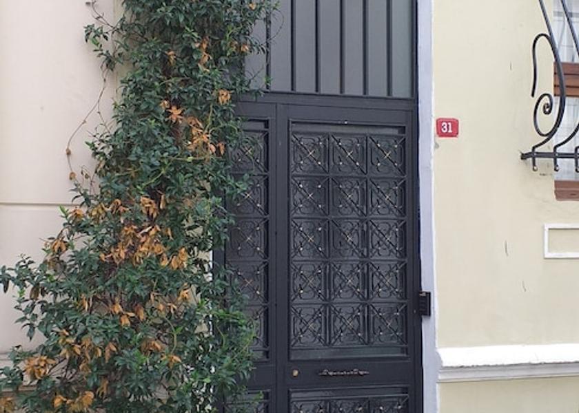  Istanbul Exterior Detail