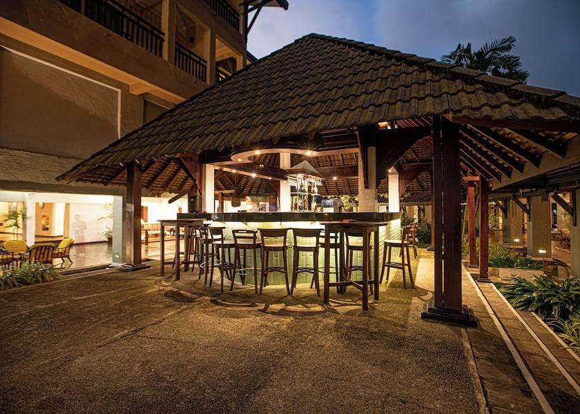 Kalutara District Beruwela Bar
