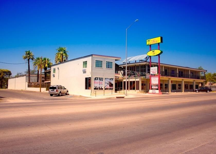 Texas Del Rio Exterior Detail