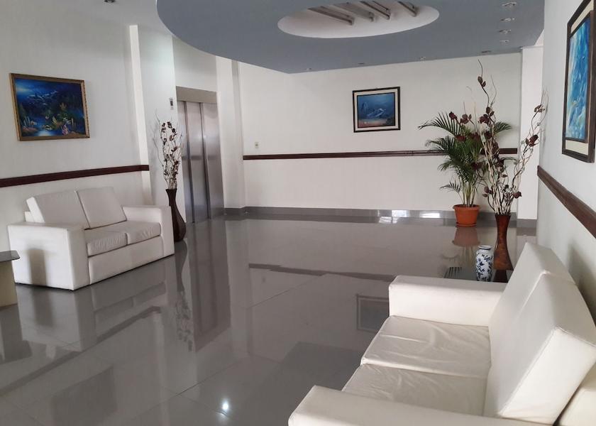 La Paz La Paz Interior Entrance