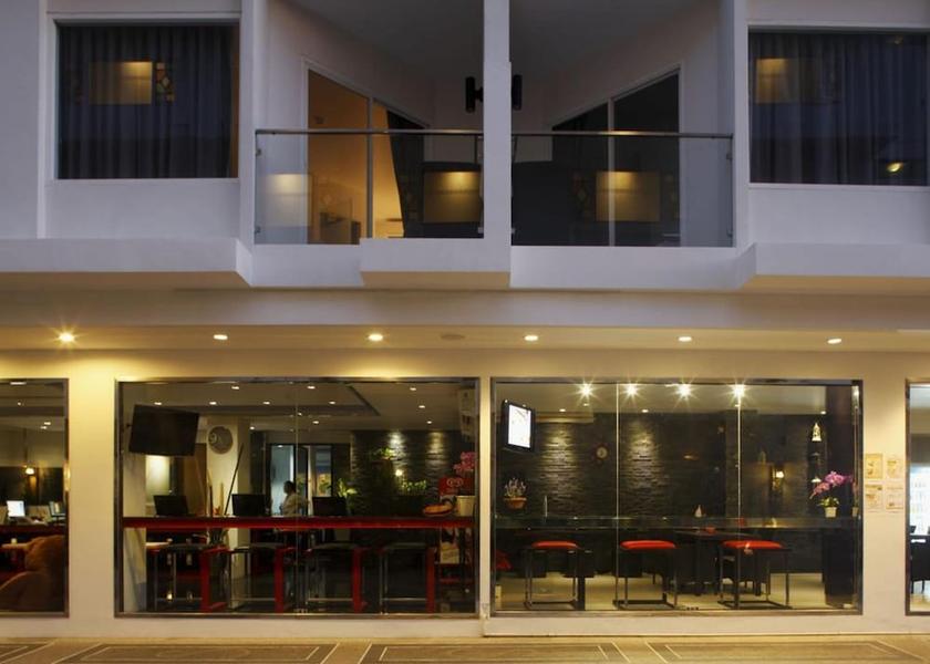 Phuket Karon Terrace