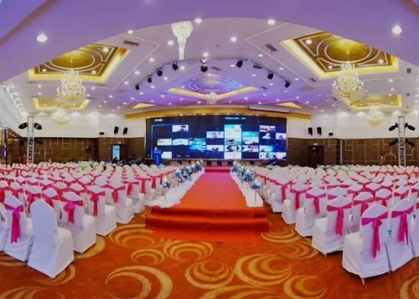  Shanghai Banquet Hall