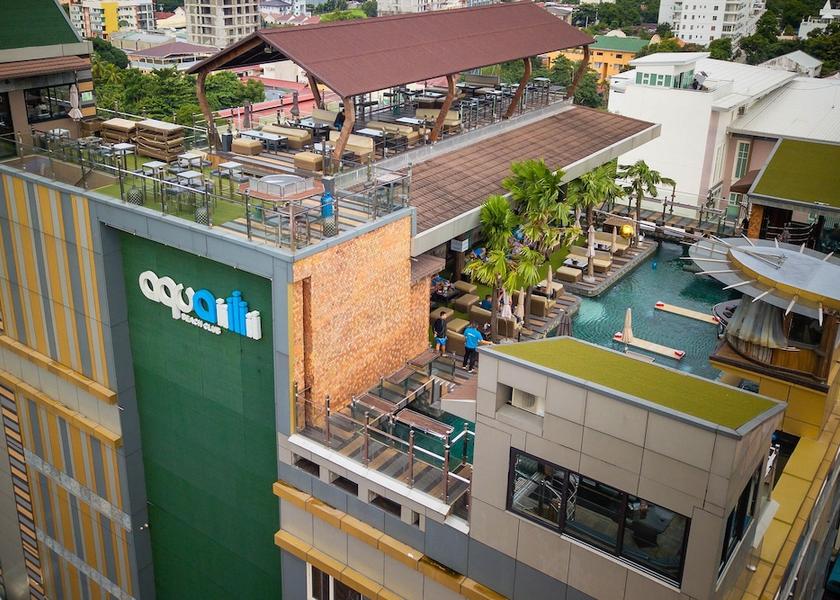 Central Luzon Angeles City Exterior detail