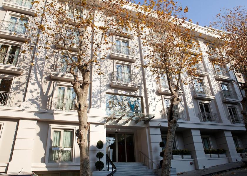  Istanbul Facade