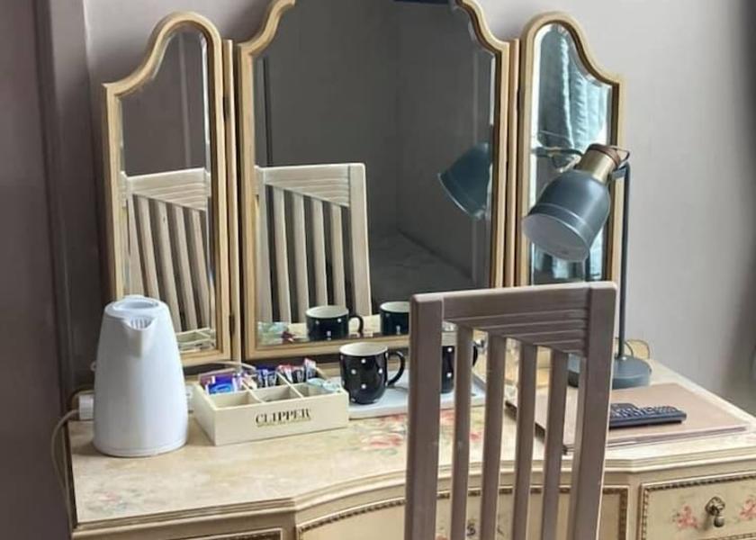 England Castle Cary Interior Entrance