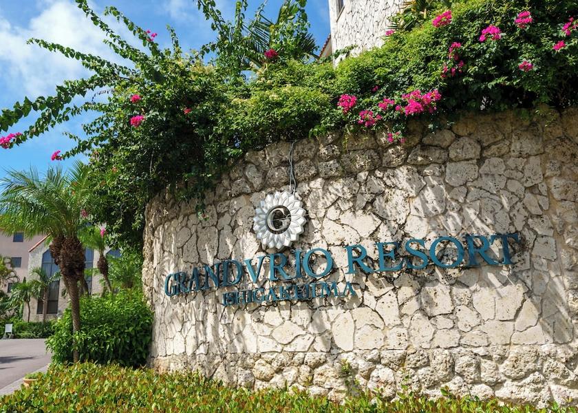 Okinawa (prefecture) Ishigaki Facade
