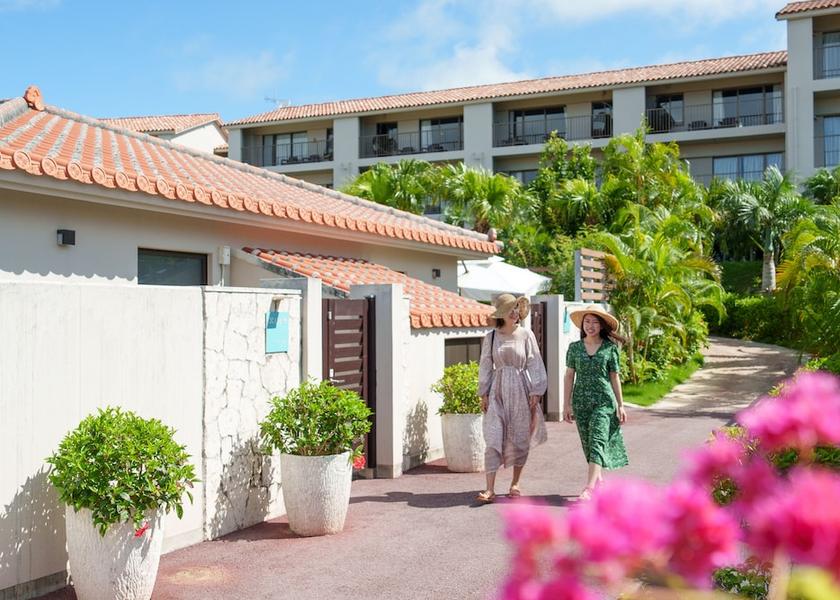 Okinawa Ishigaki Courtyard