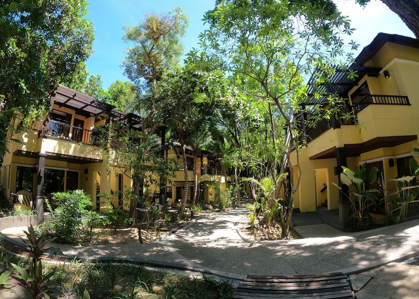 Surat Thani Koh Phangan Facade