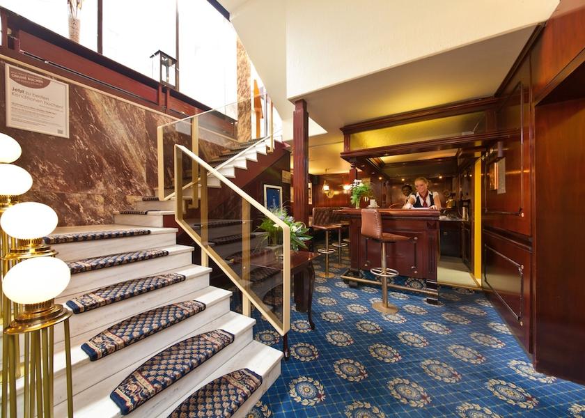 North Rhine-Westphalia Cologne Lobby