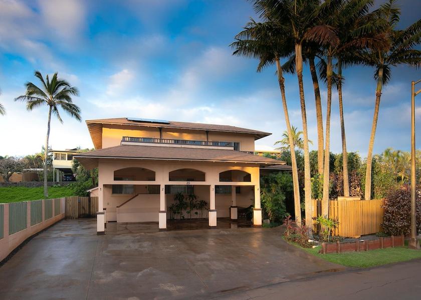 Hawaii Paia Parking