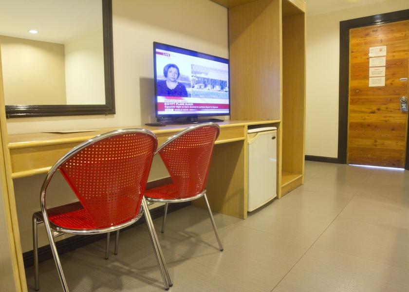  Parañaque Room