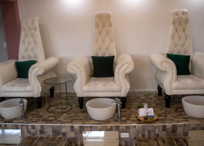 Manchester Mandeville Spa