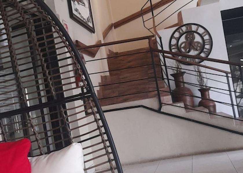 Manchester Mandeville Bar