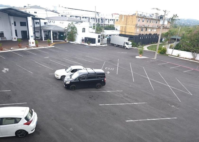 Manchester Mandeville Parking